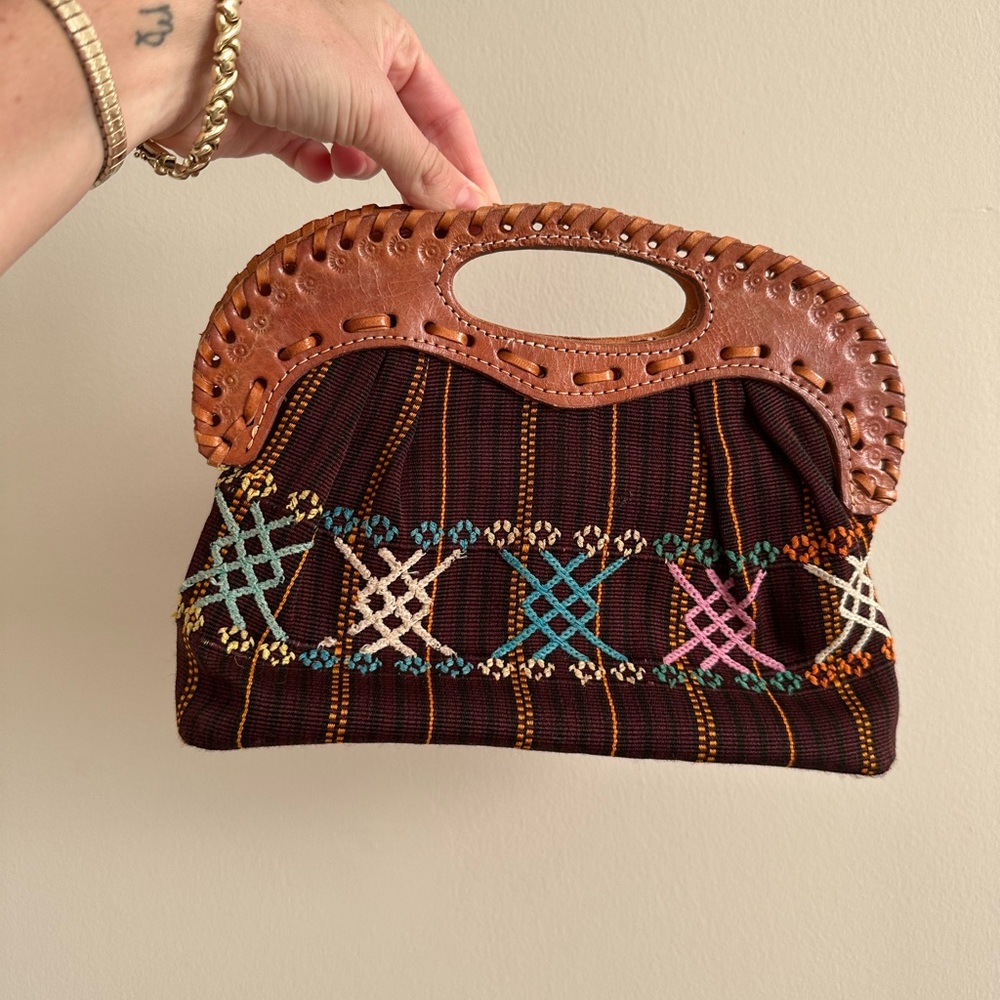 Vintage Brown and Tan Embroidered Clutch - Picture 2 of 4